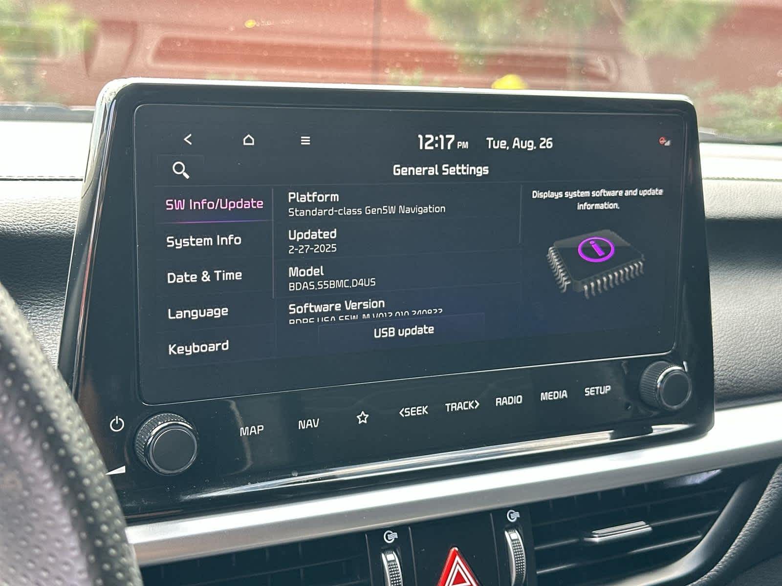 Thumbnail: 2023 Kia Forte - 31