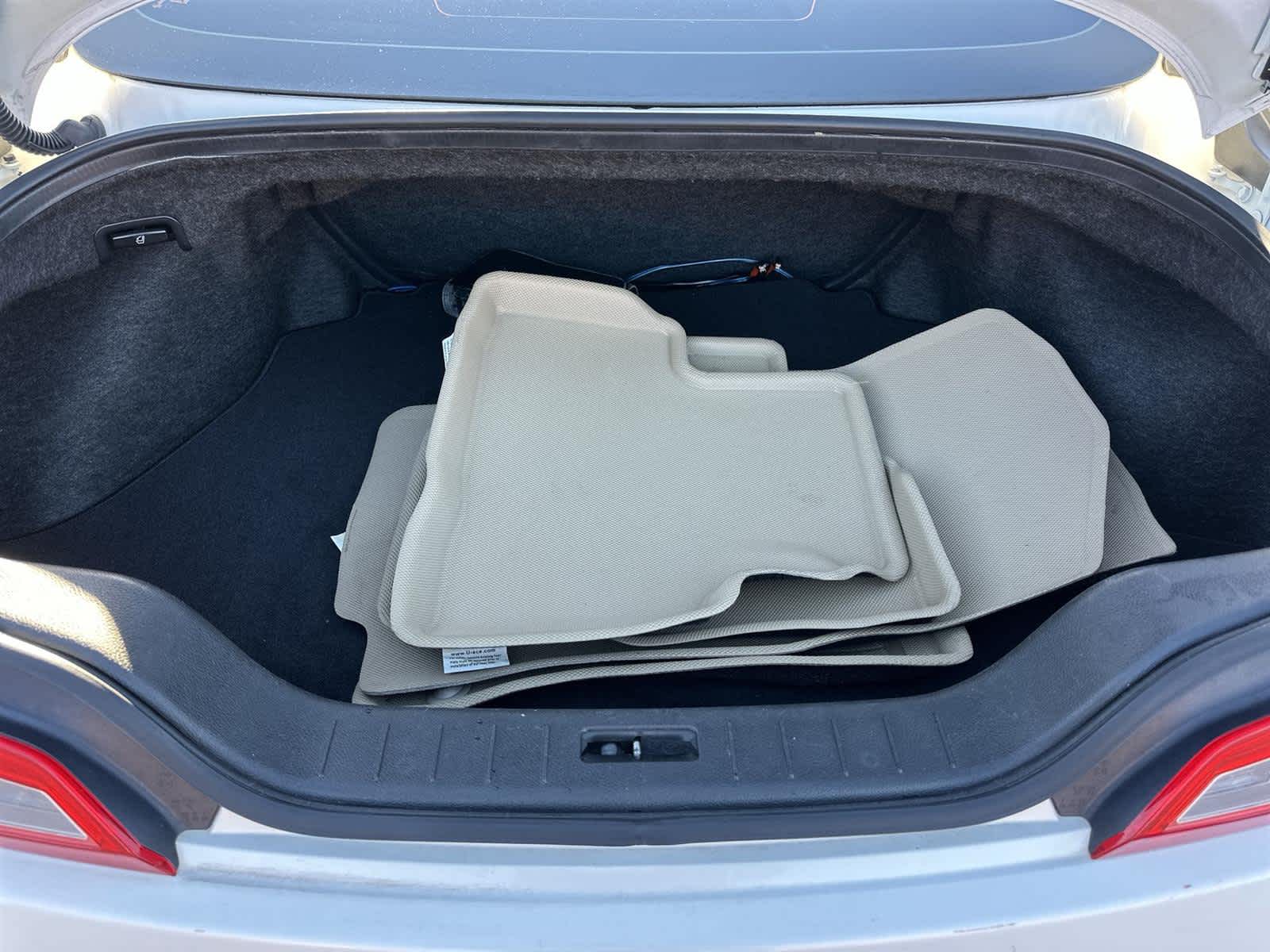 Thumbnail: 2011 INFINITI G37 - 20