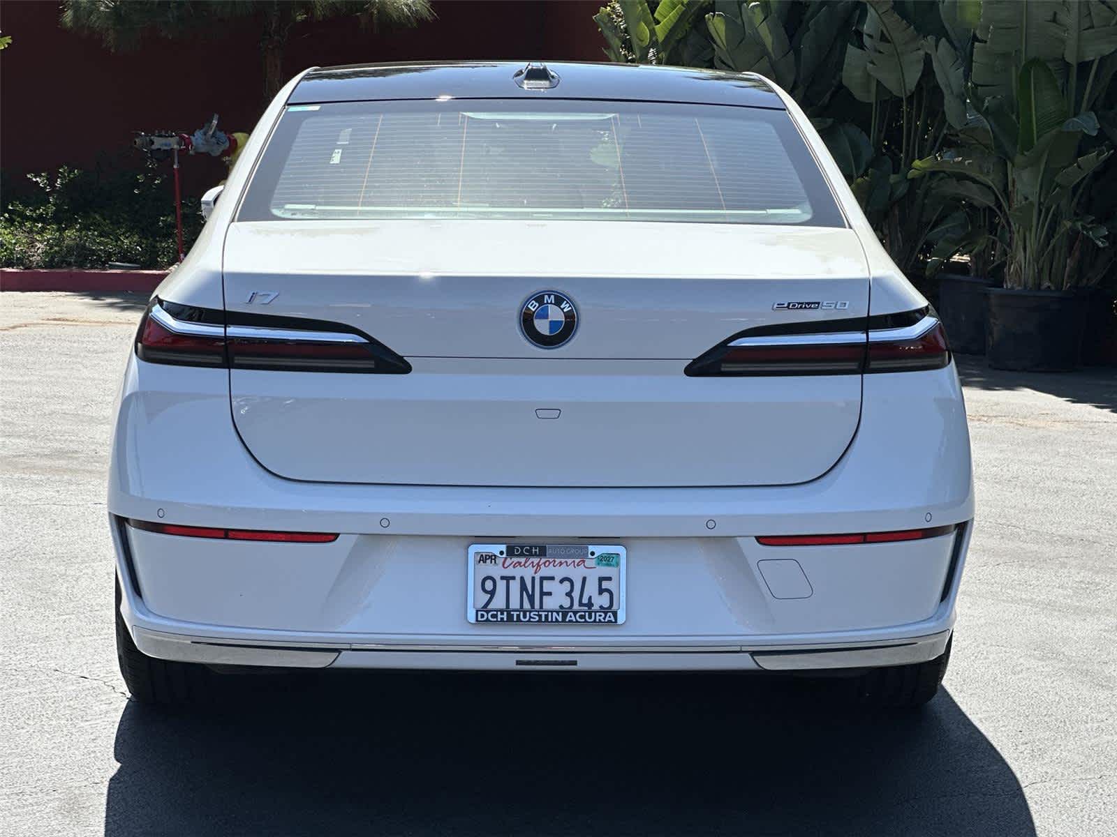 Thumbnail: 2025 BMW i7 - 6