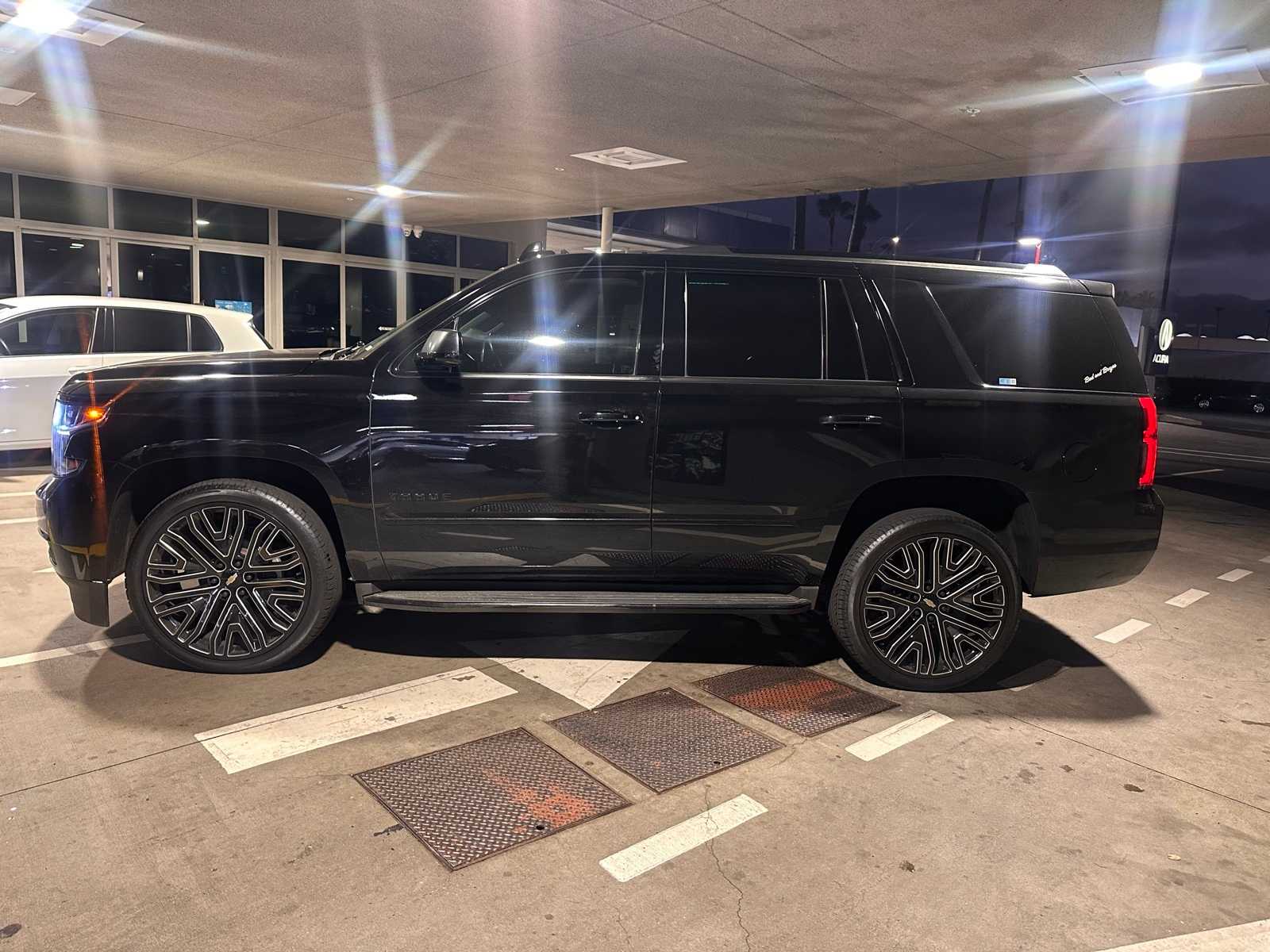 Thumbnail: 2018 Chevrolet Tahoe - 2