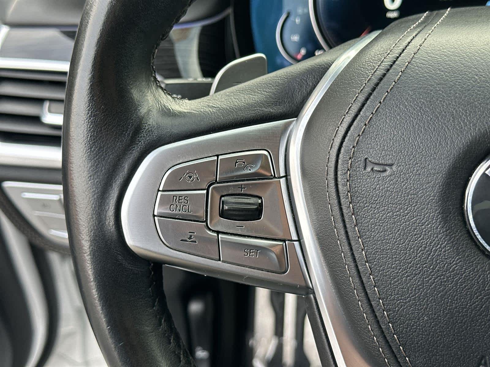 Thumbnail: 2019 BMW 7 Series - 27