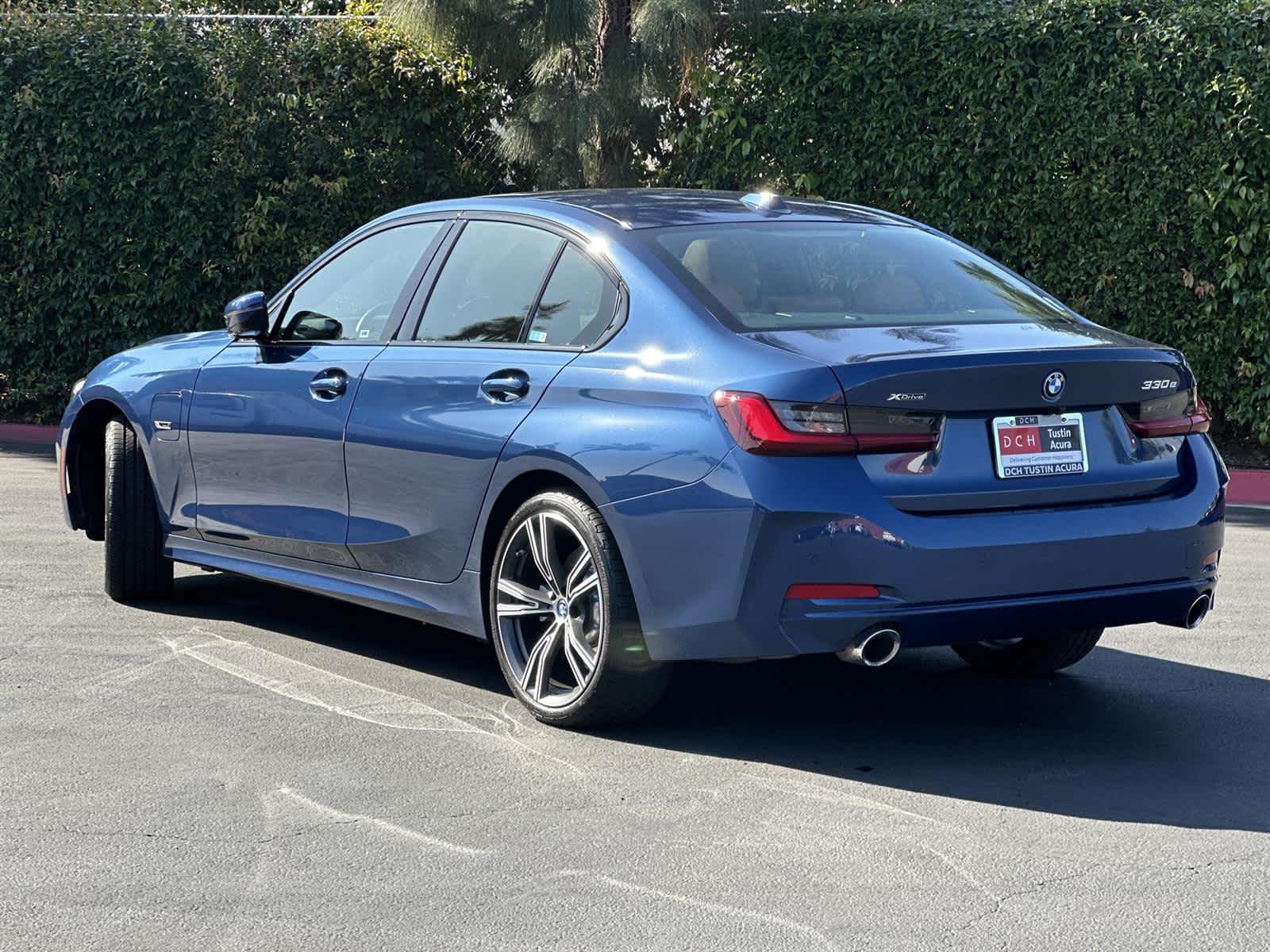 Thumbnail: 2023 BMW 3 Series - 4