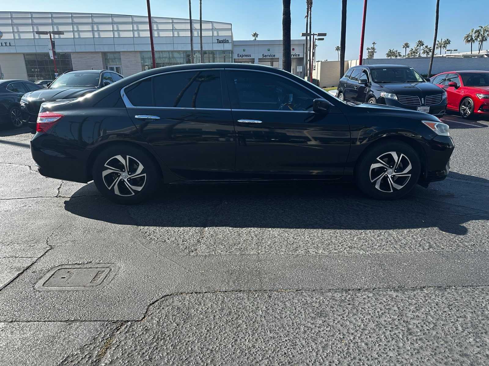 Thumbnail: 2017 Honda Accord - 6