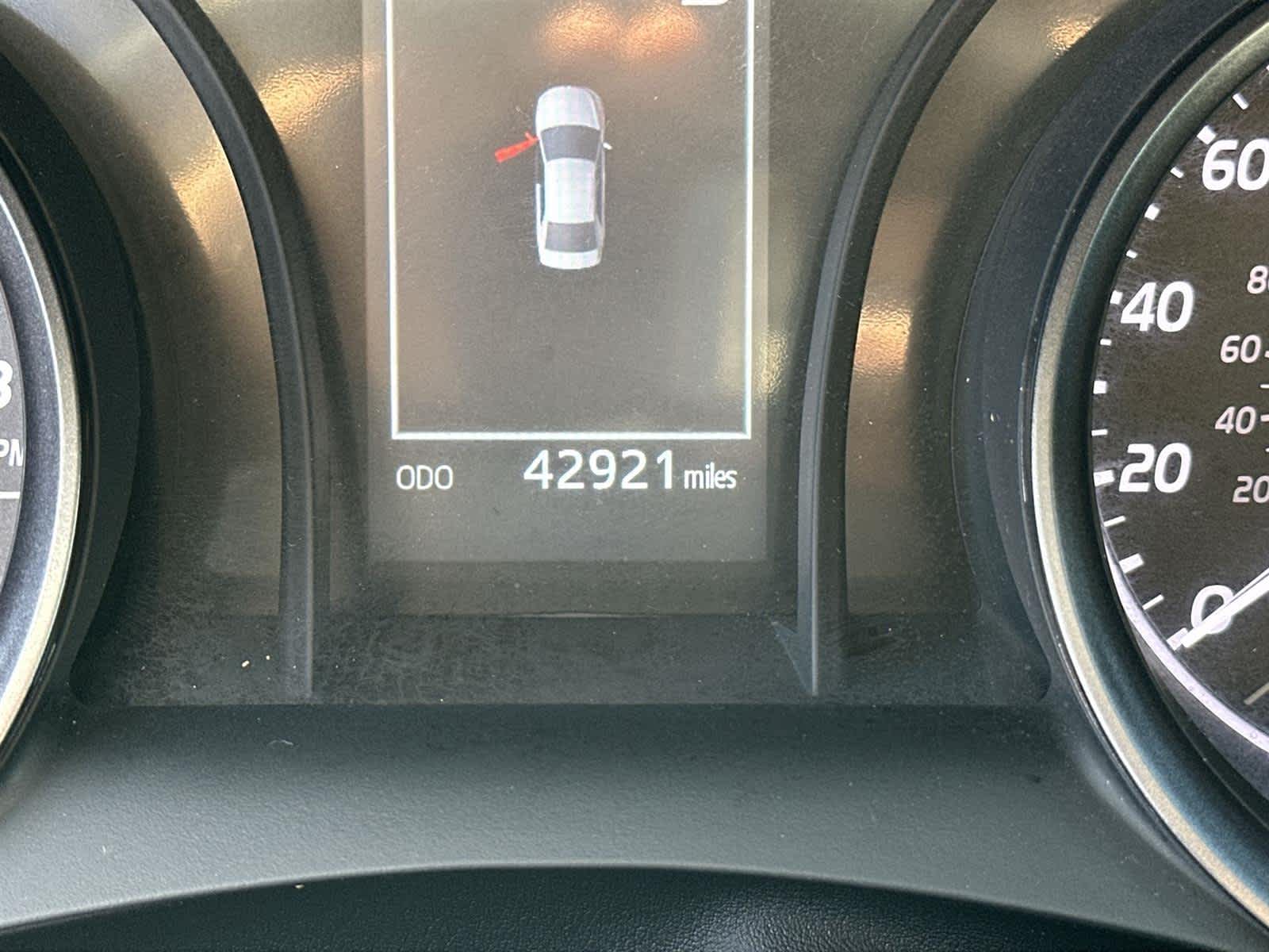 Thumbnail: 2023 Toyota Camry - 17