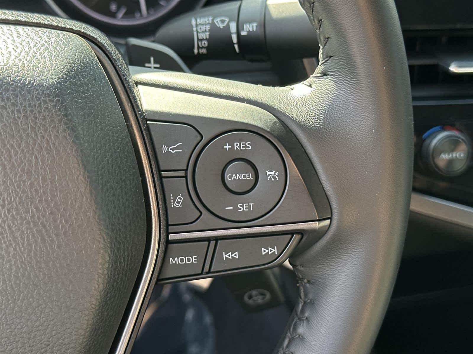 Thumbnail: 2023 Toyota Camry - 23