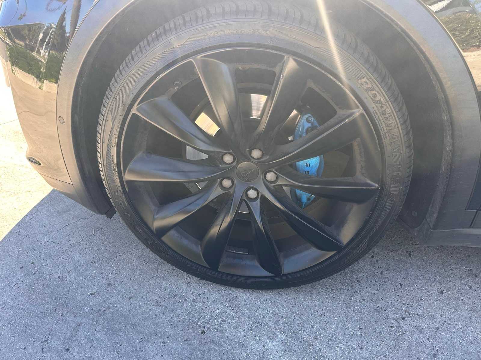 Thumbnail: 2018 Tesla Model X - 10