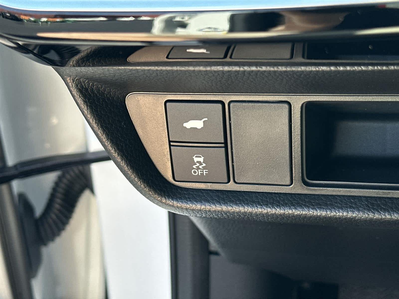 Thumbnail: 2025 Acura ADX - 26