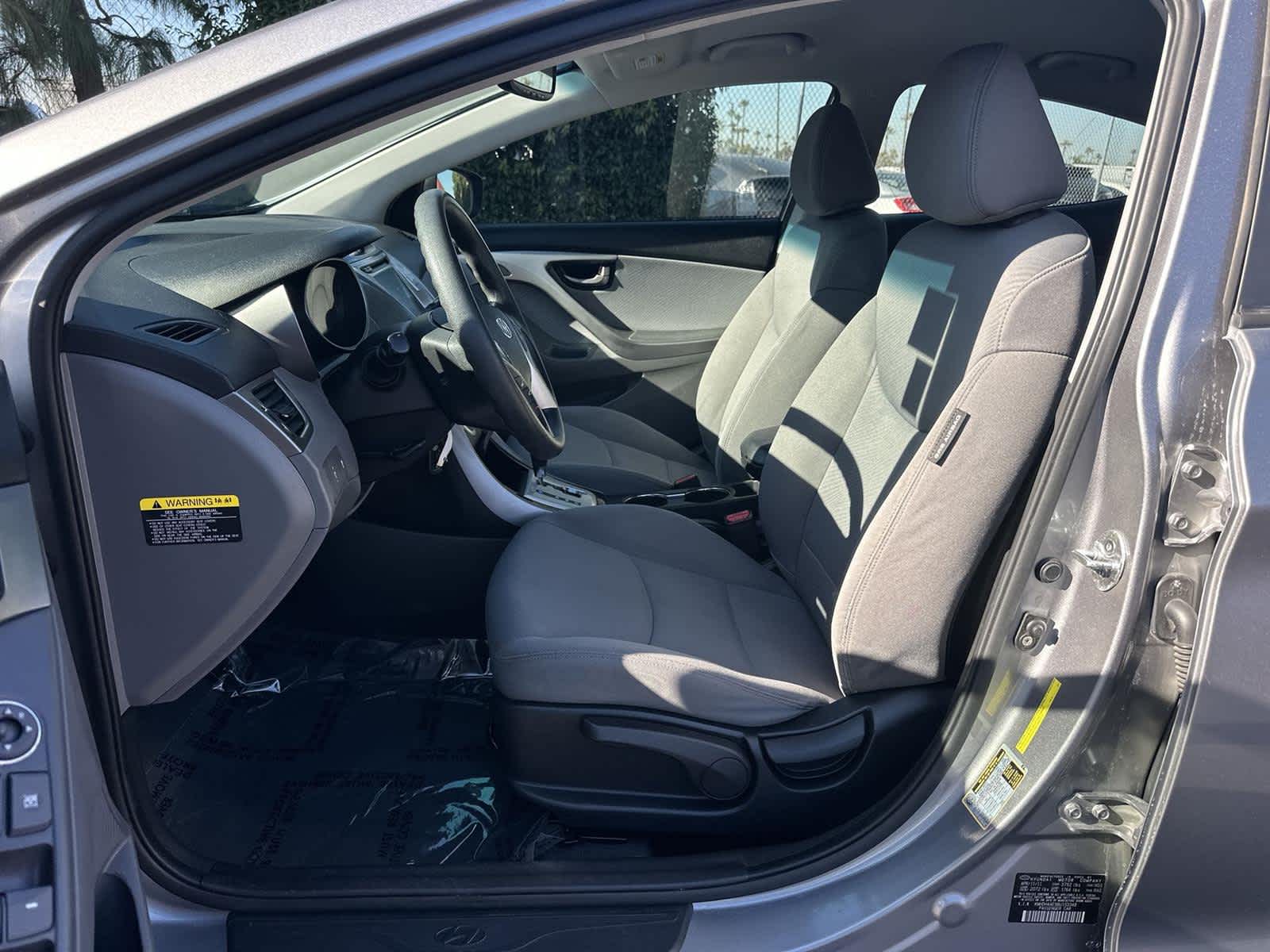 Thumbnail: 2011 Hyundai Elantra - 11