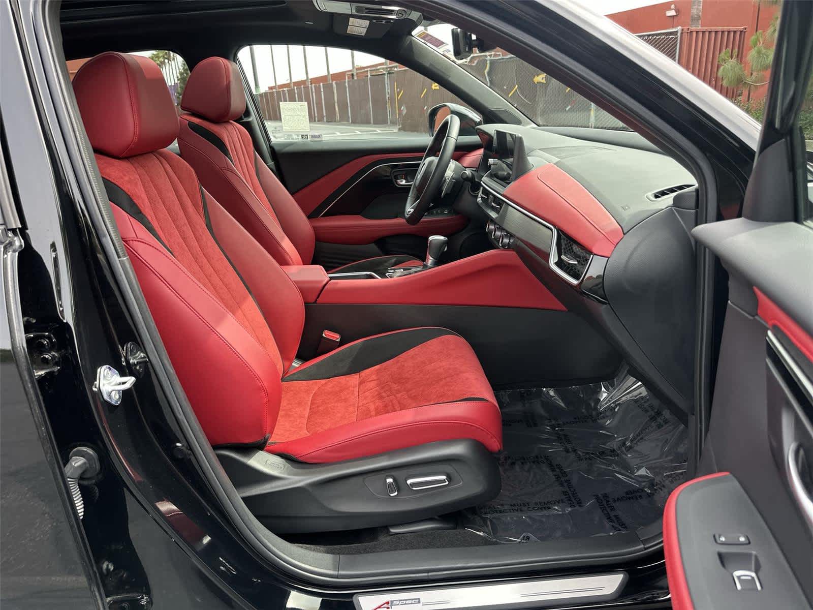 Thumbnail: 2025 Acura ADX - 14