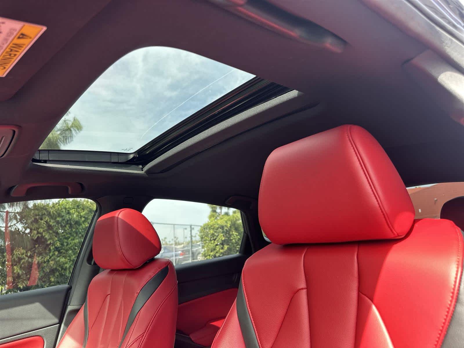 Thumbnail: 2025 Acura Integra - 31