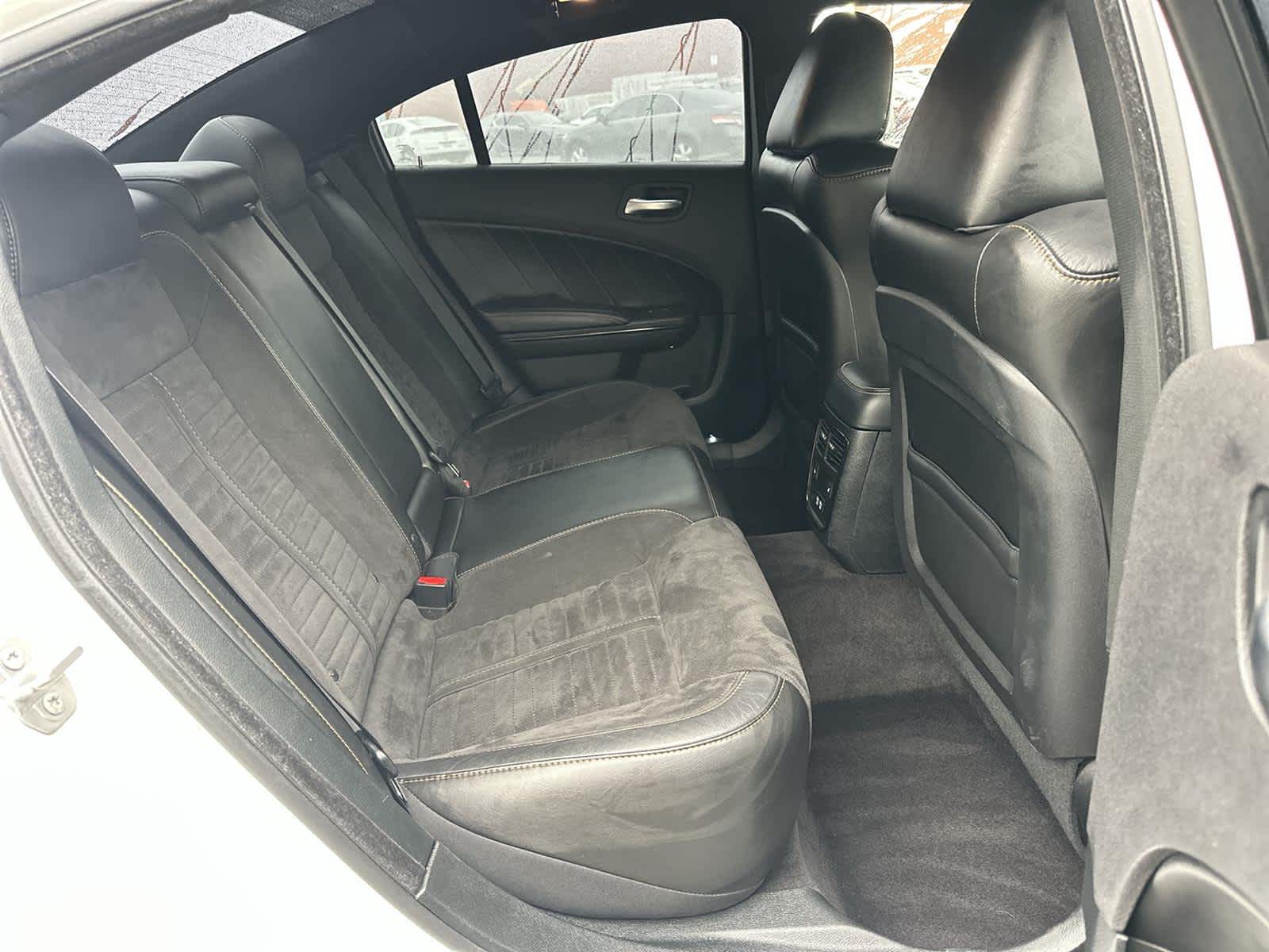 Thumbnail: 2018 Dodge Charger - 13