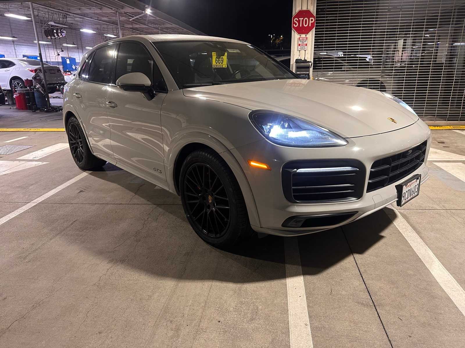 Thumbnail: 2021 Porsche Cayenne - 7
