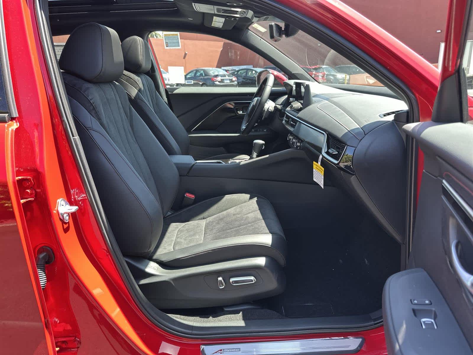 Thumbnail: 2025 Acura ADX - 14