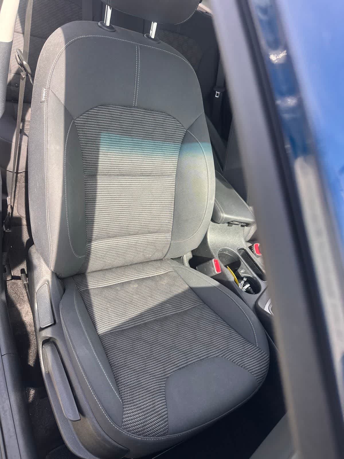 Thumbnail: 2019 Kia Niro - 11