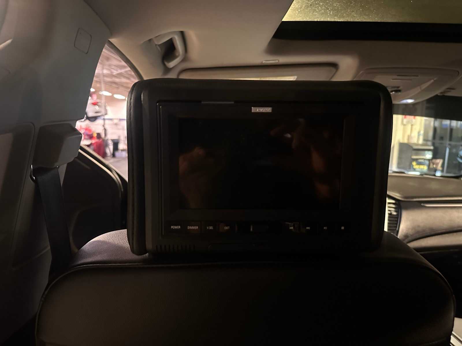 Thumbnail: 2018 Chevrolet Tahoe - 23