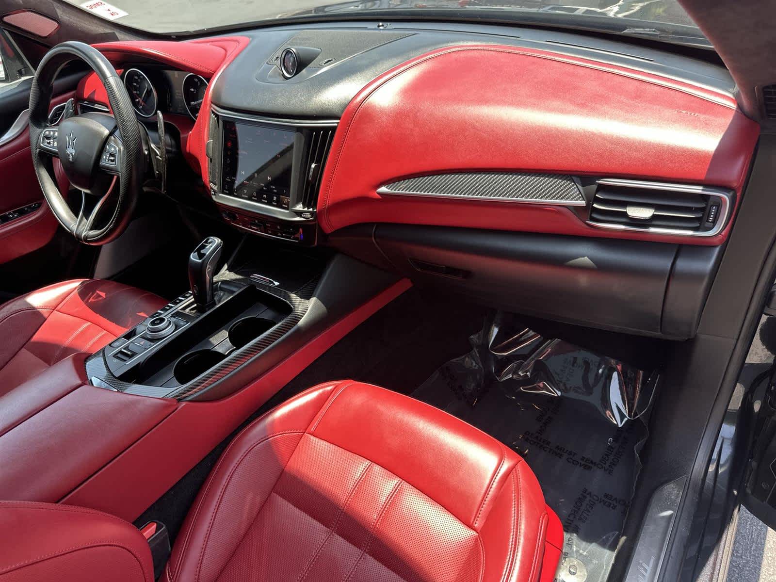 Thumbnail: 2021 Maserati Levante - 12