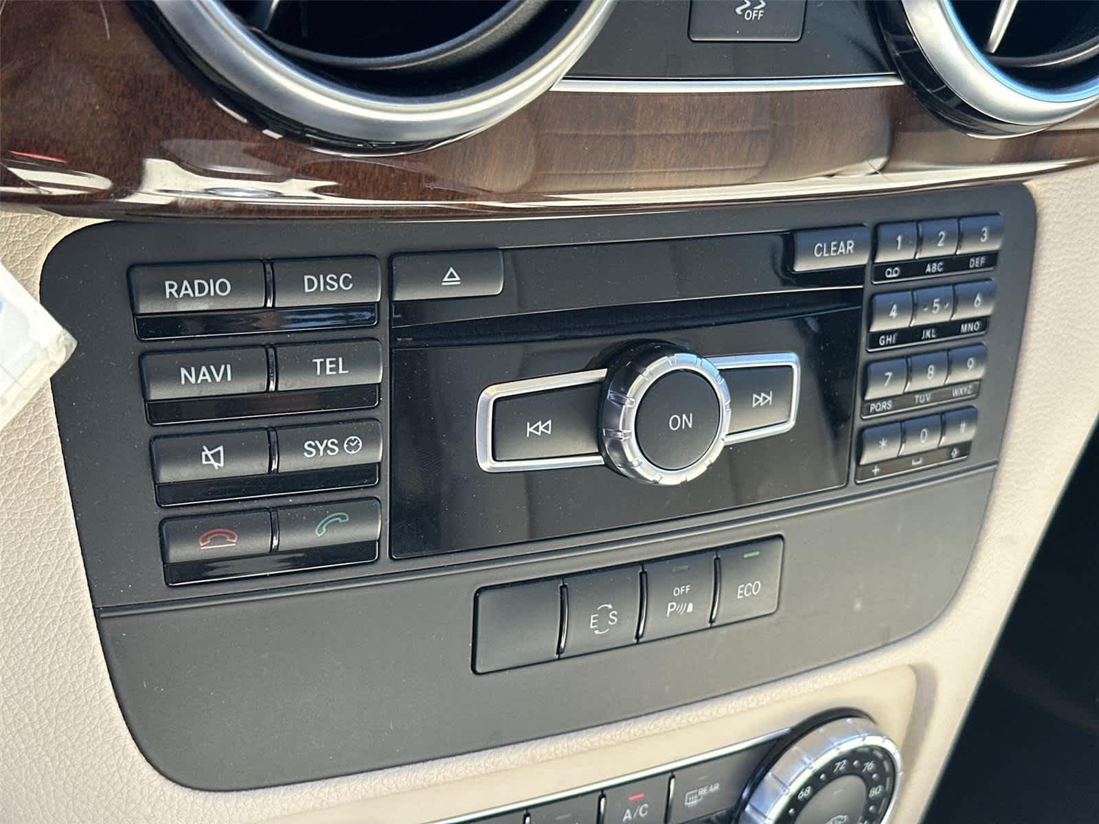 Thumbnail: 2015 Mercedes-Benz GLK - 34