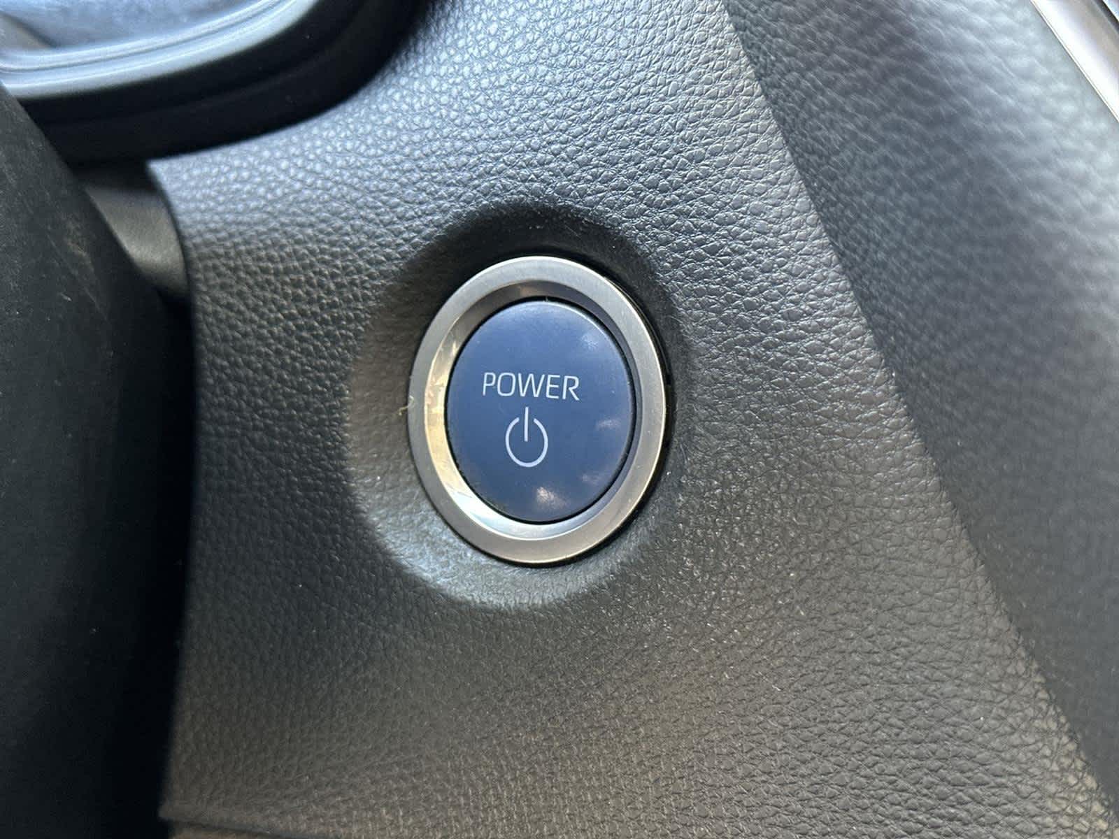 Thumbnail: 2022 Toyota Corolla - 30