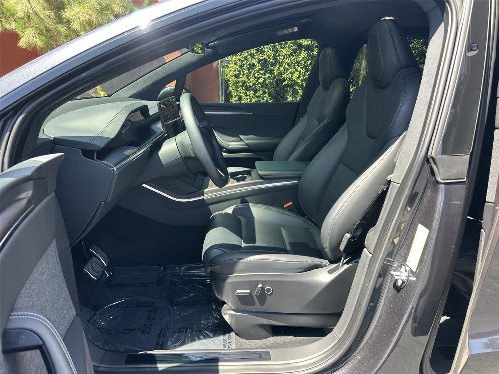 Thumbnail: 2024 Tesla Model X - 11