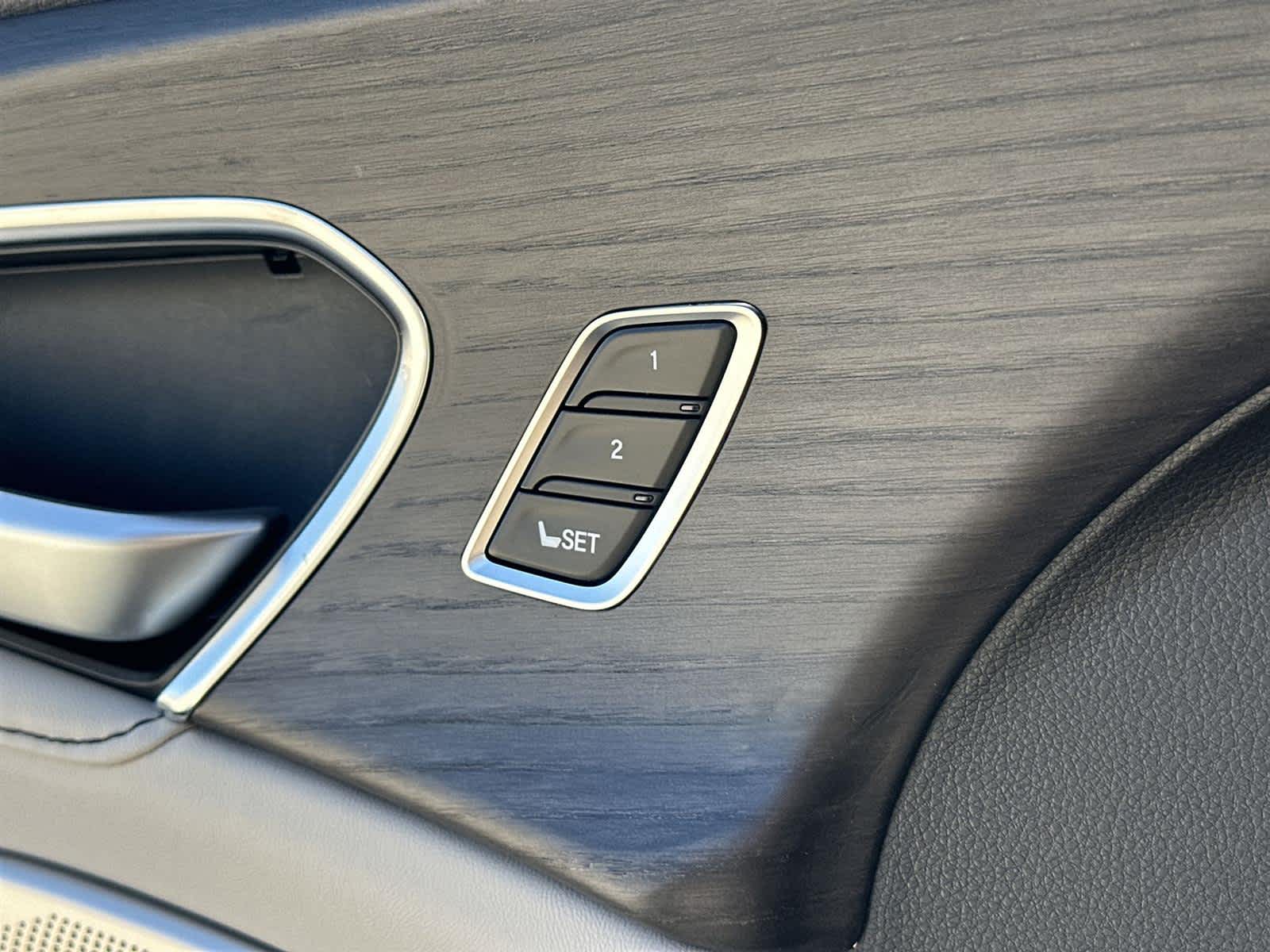 Thumbnail: 2026 Acura RDX - 30