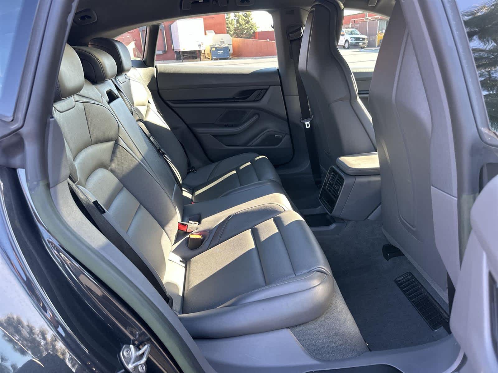 Thumbnail: 2023 Porsche Taycan - 13