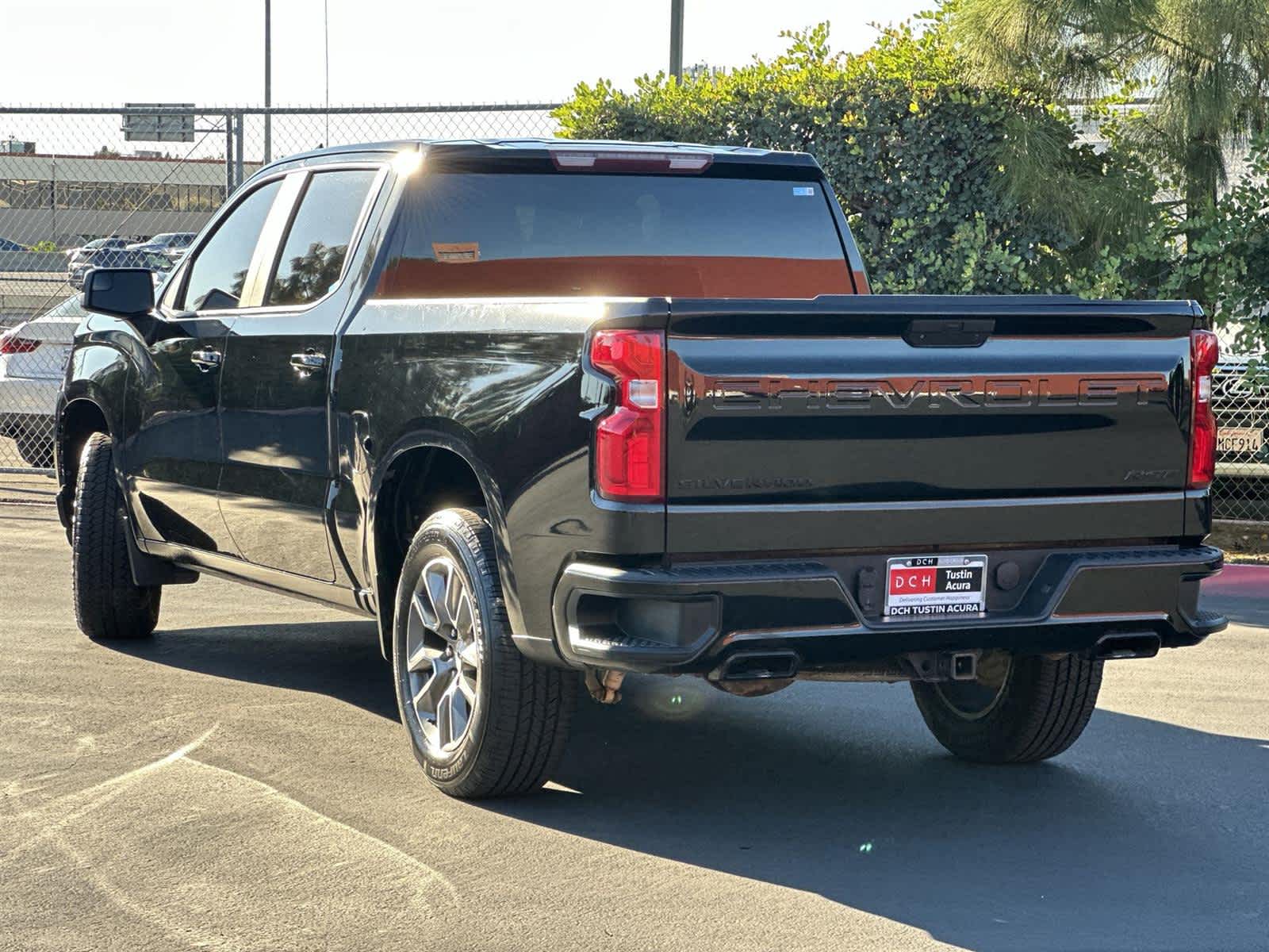 Thumbnail: 2019 Chevrolet Silverado 1500 - 4