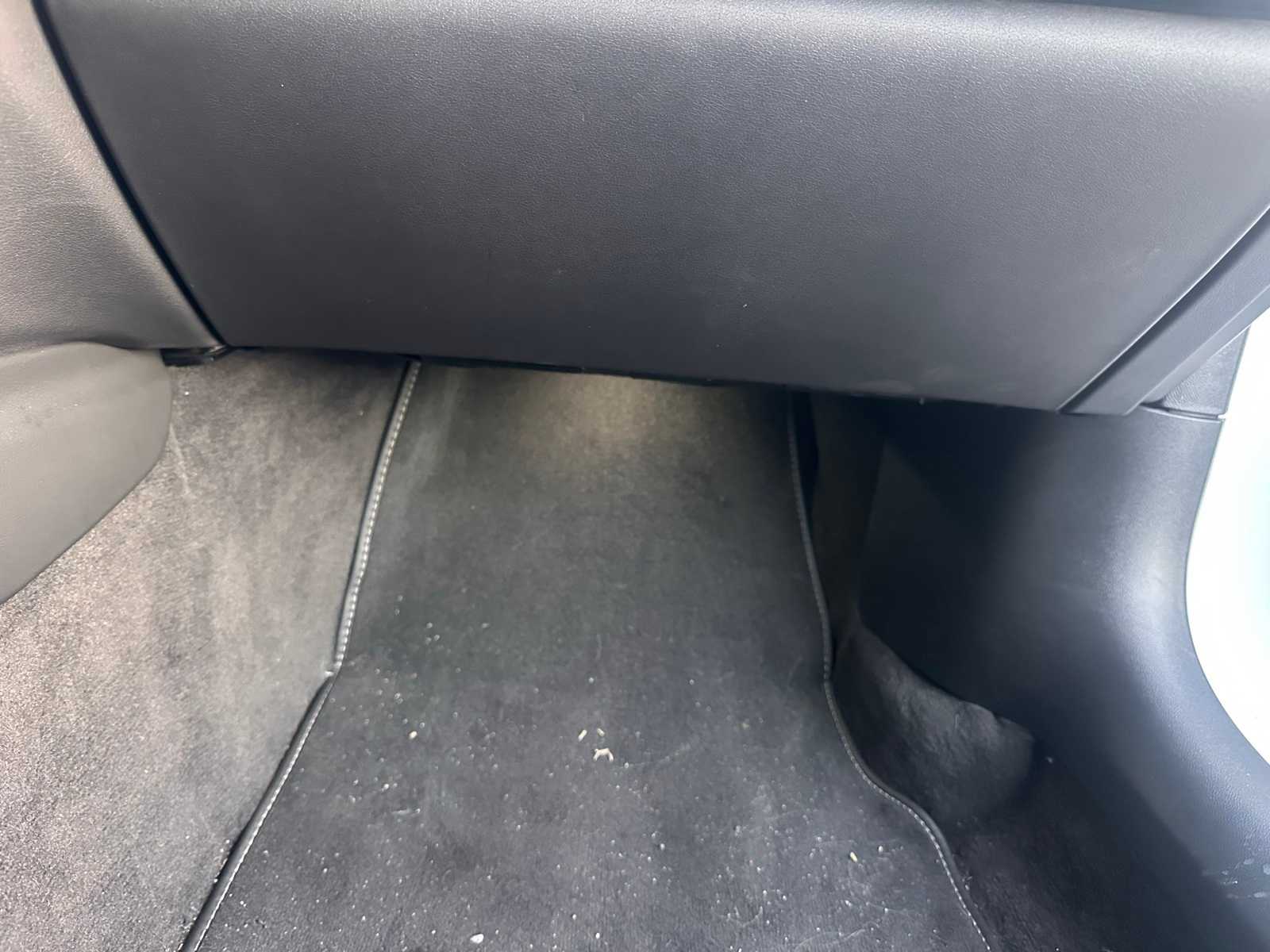 Thumbnail: 2025 Chevrolet Corvette - 18