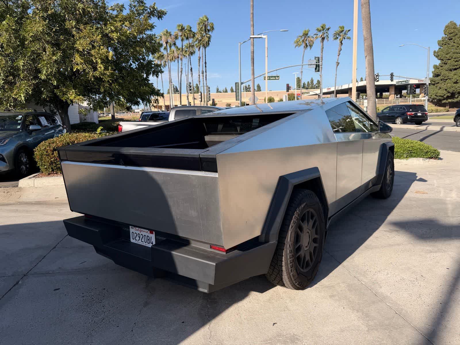 Thumbnail: 2024 Tesla Cybertruck - 5
