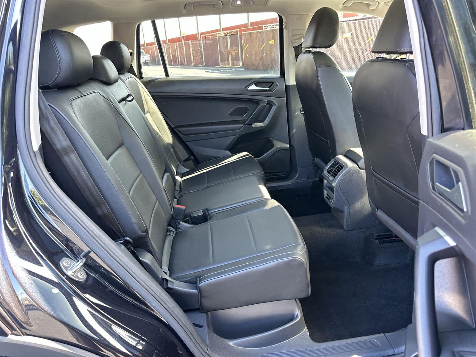 Thumbnail: 2019 Volkswagen Tiguan - 13