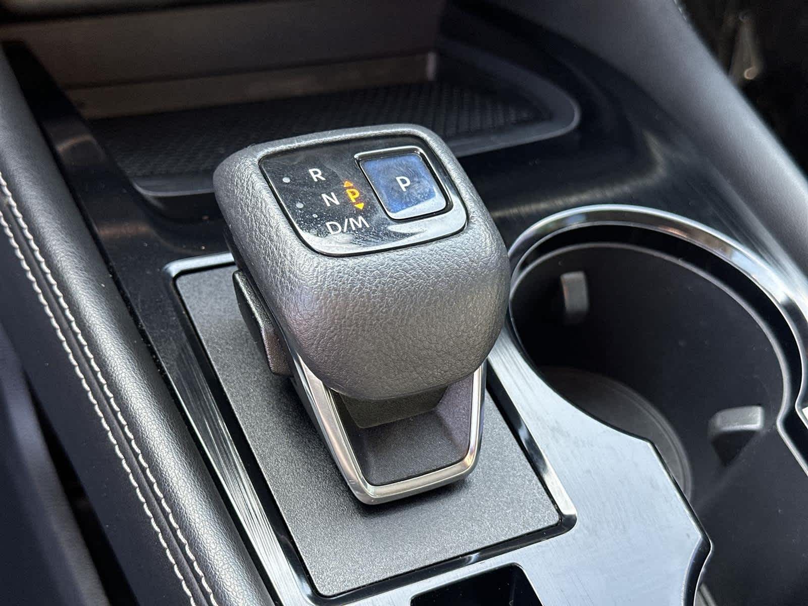 Thumbnail: 2022 Nissan Rogue - 17