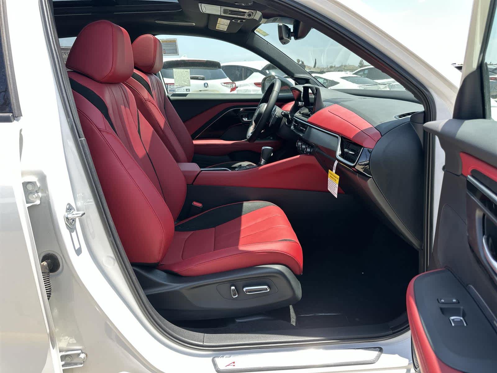 Thumbnail: 2025 Acura ADX - 14