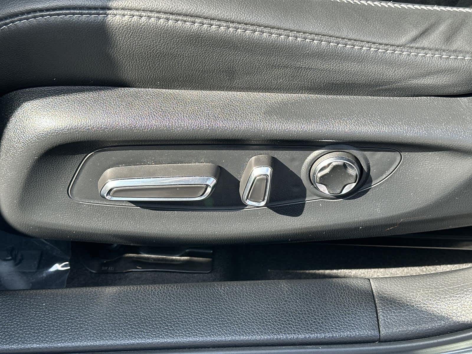 Thumbnail: 2023 Acura Integra - 22