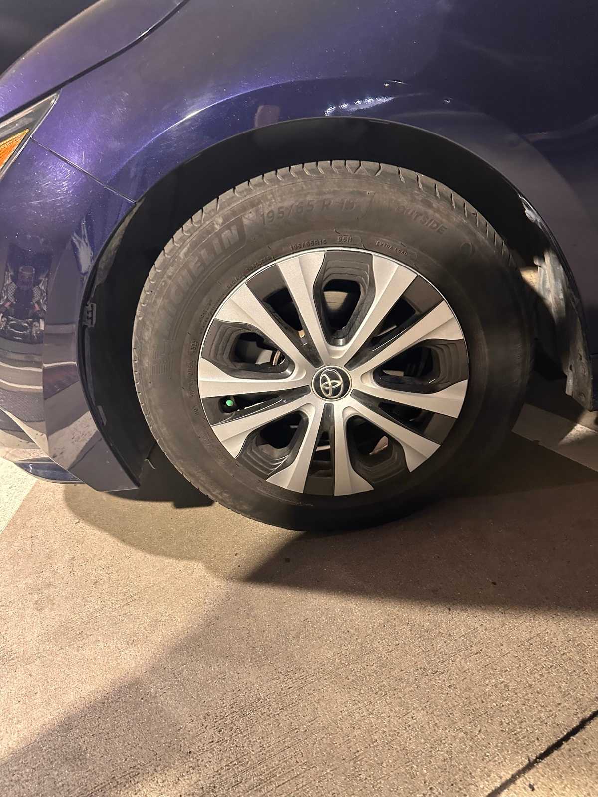 Thumbnail: 2022 Toyota Corolla - 9