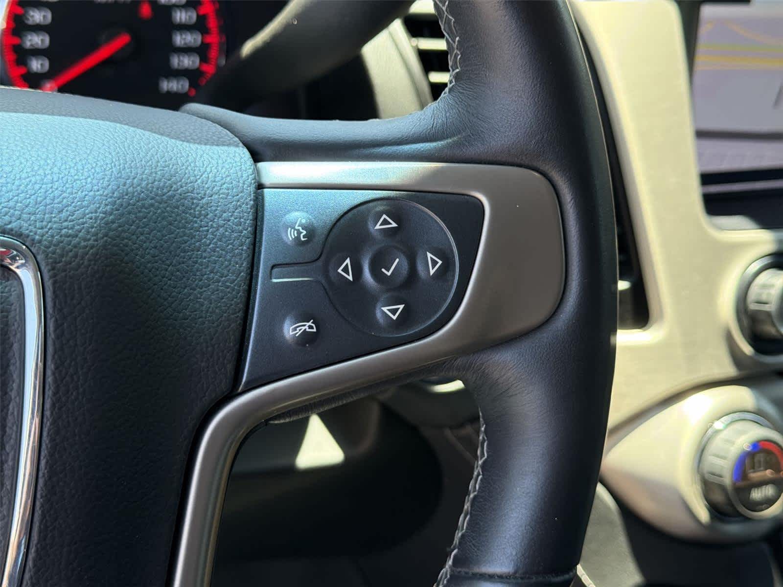 Thumbnail: 2016 GMC Yukon XL - 35