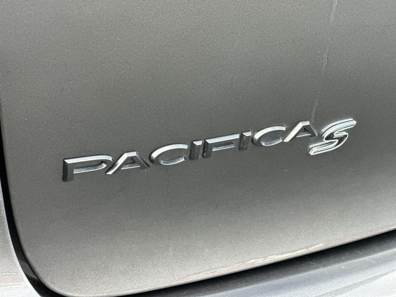 Thumbnail: 2020 Chrysler Pacifica - 7