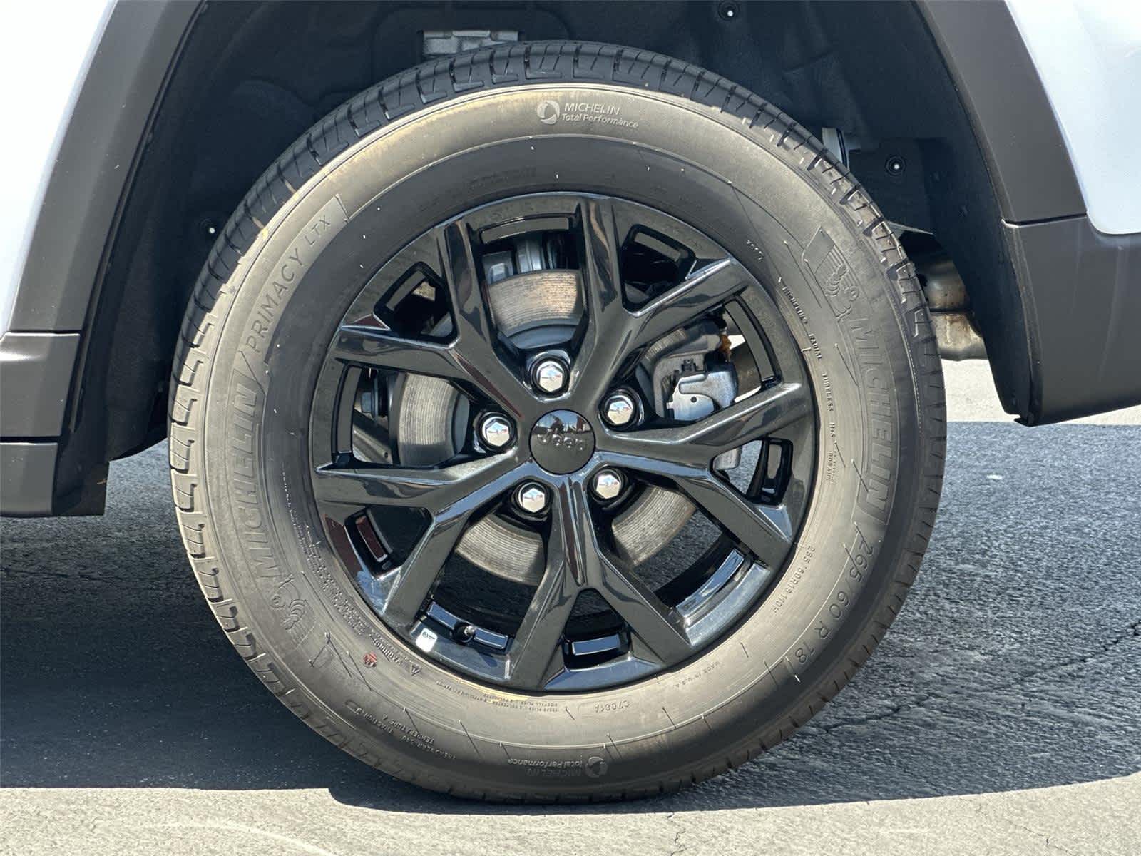 Thumbnail: 2026 Jeep Grand Cherokee - 8