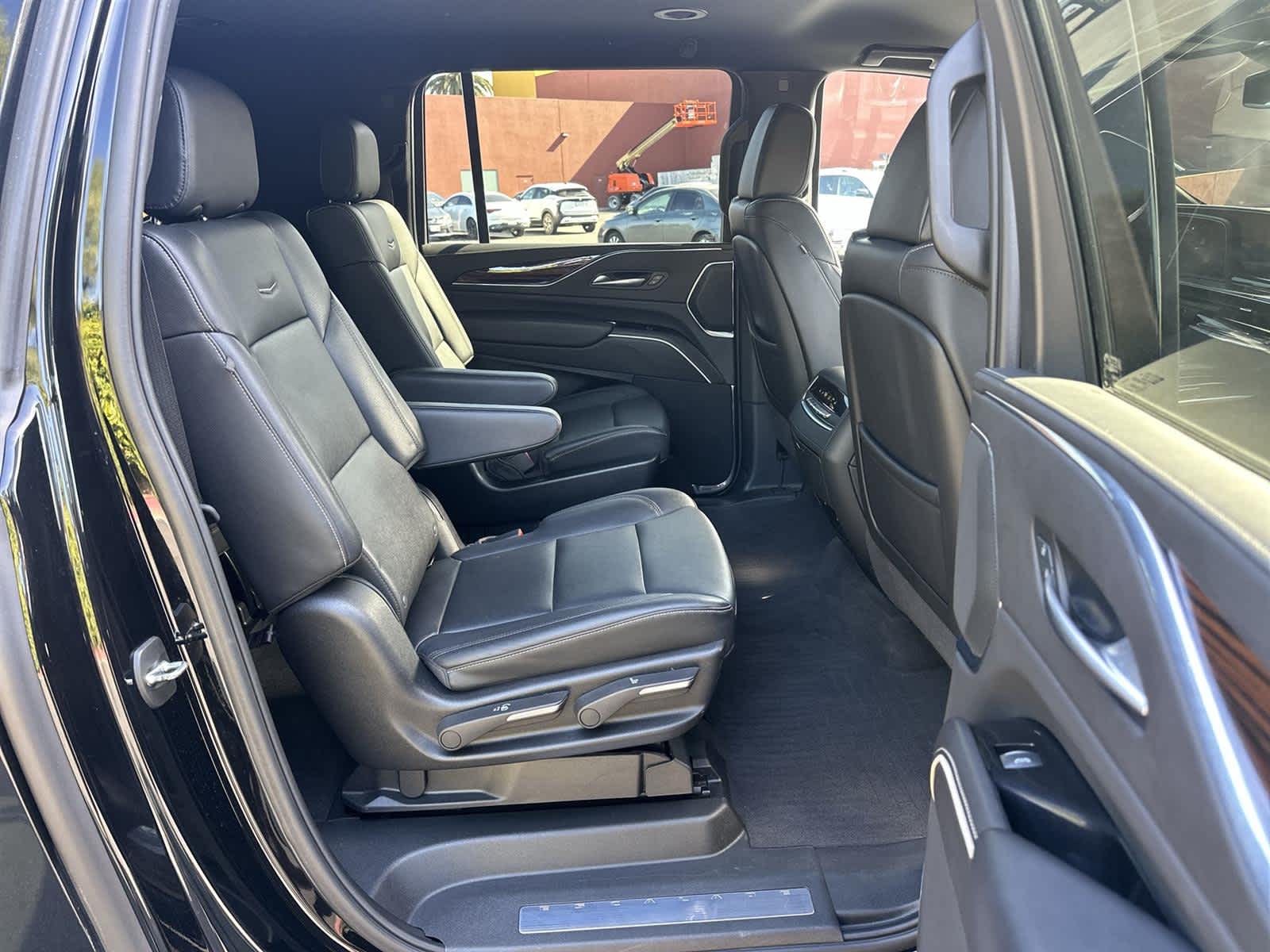 Thumbnail: 2024 Cadillac Escalade - 13