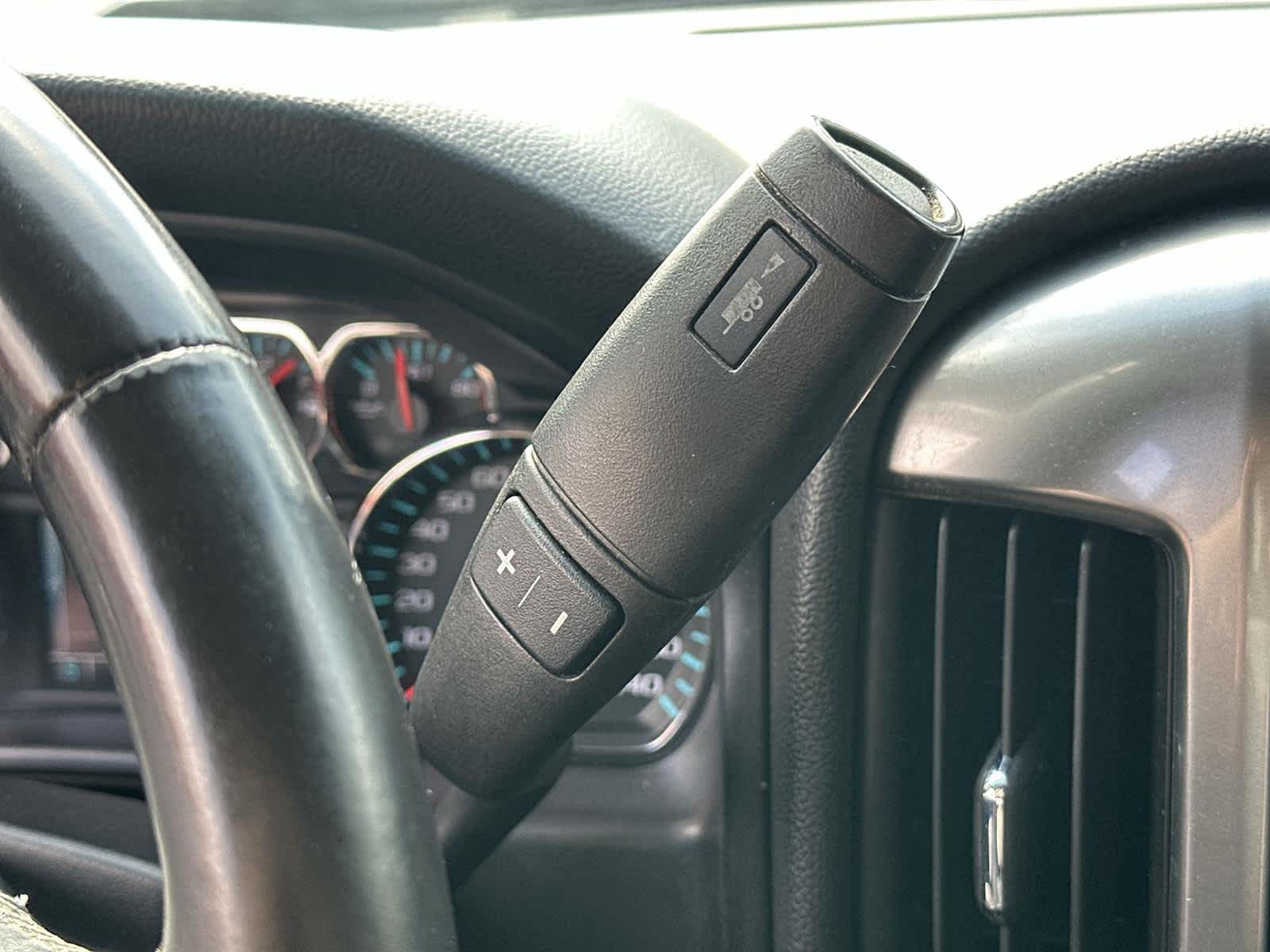 Thumbnail: 2016 Chevrolet Silverado 1500 - 17