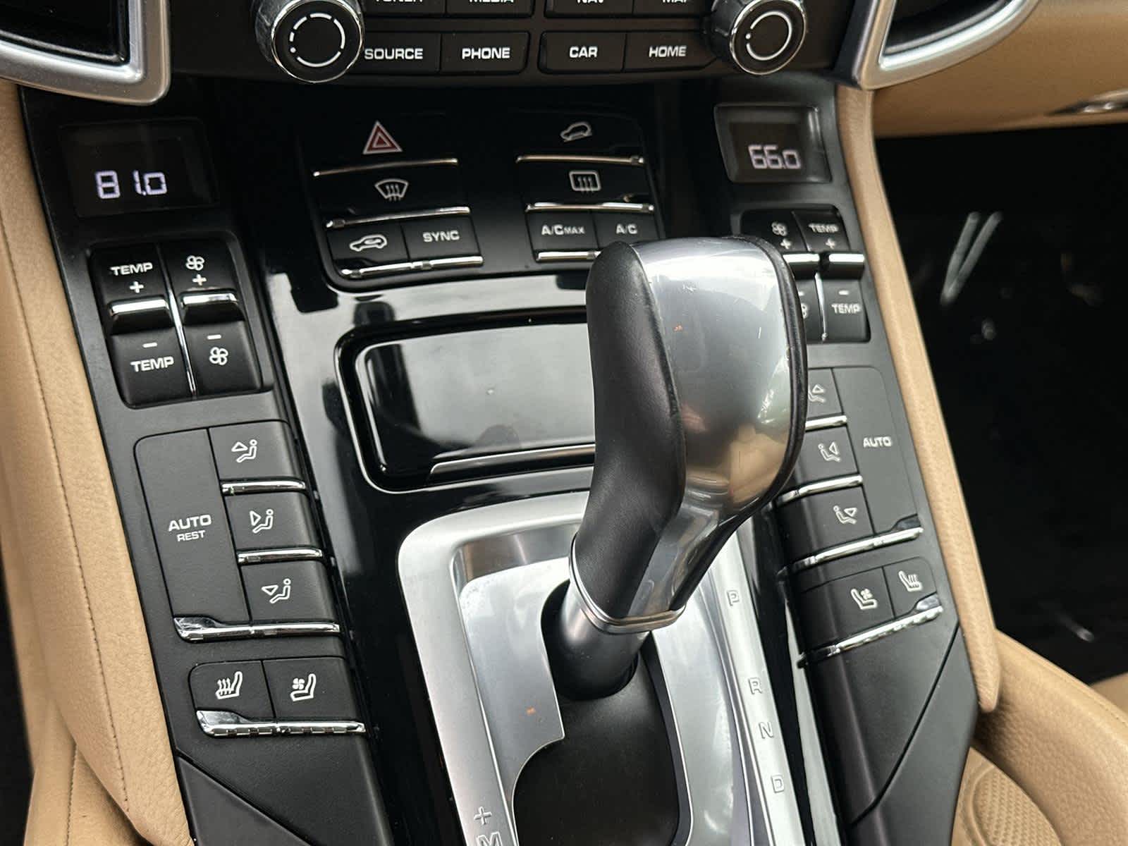 Thumbnail: 2017 Porsche Cayenne - 28