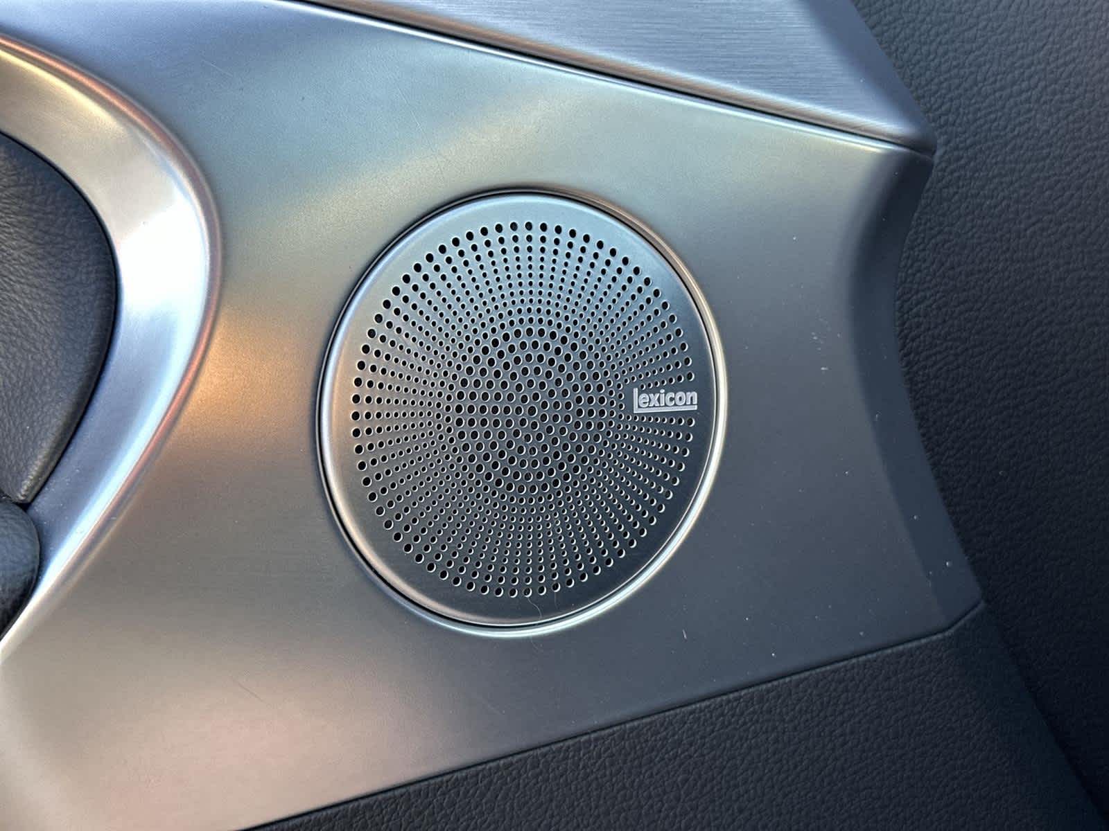 Thumbnail: 2019 Genesis G70 - 31