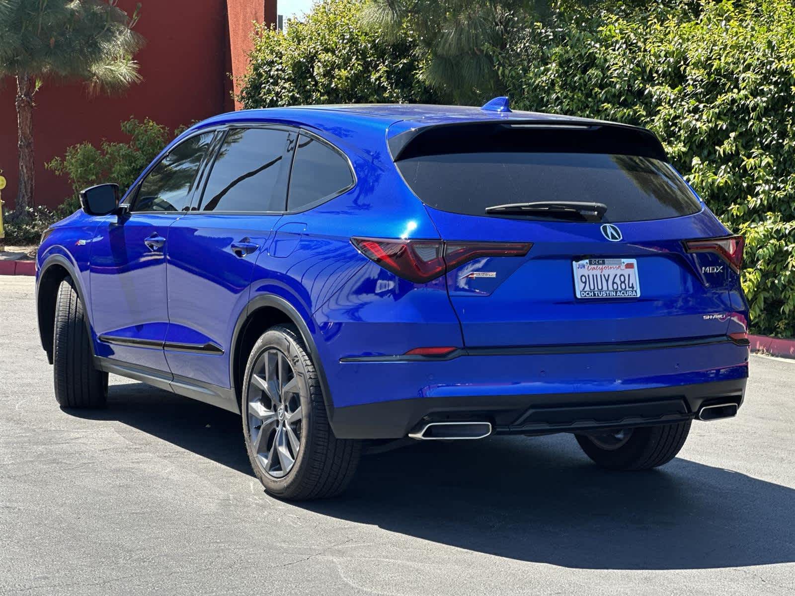 Thumbnail: 2024 Acura MDX - 4