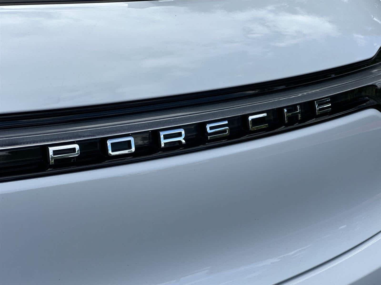 Thumbnail: 2023 Porsche Macan - 7