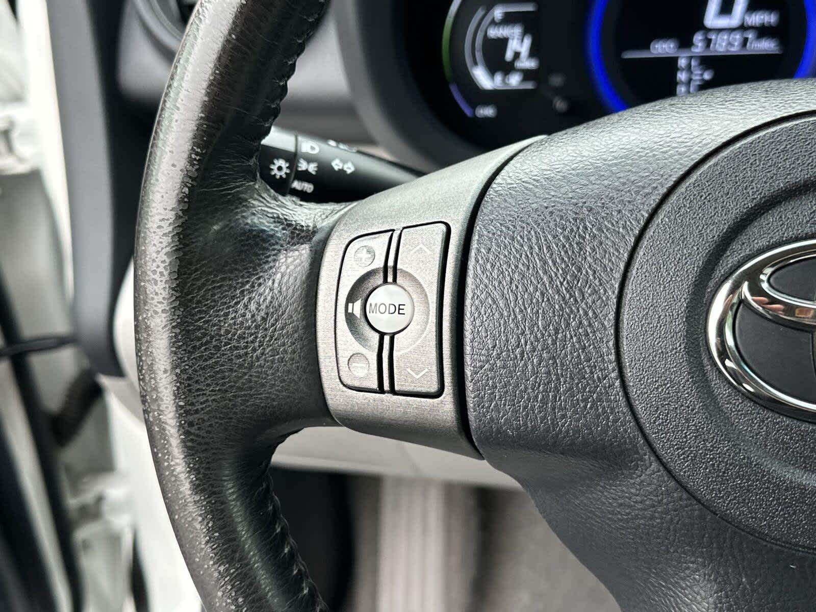 2012 Toyota RAV4 EV 24