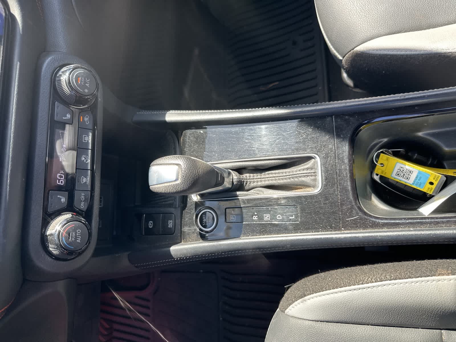 Thumbnail: 2023 Nissan Kicks - 8