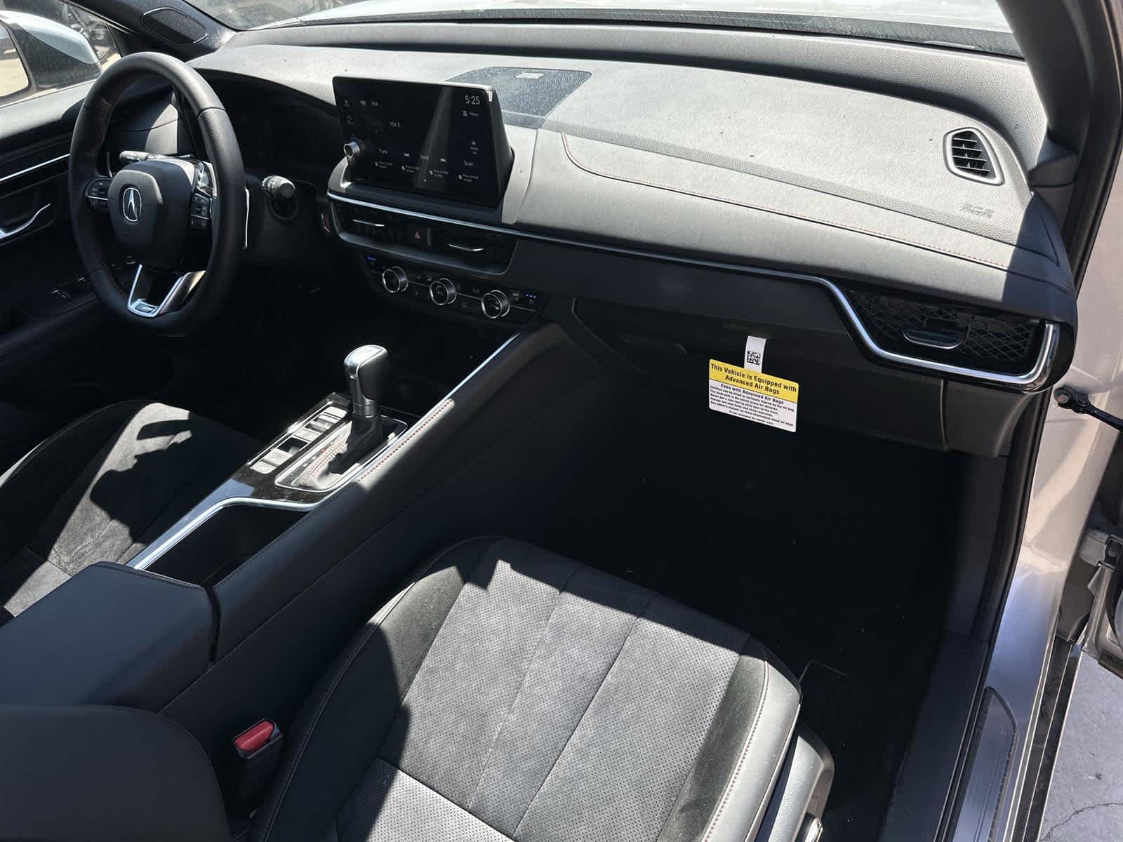 Thumbnail: 2025 Acura ADX - 12