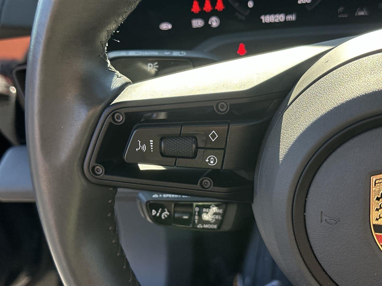 Thumbnail: 2023 Porsche Taycan - 24