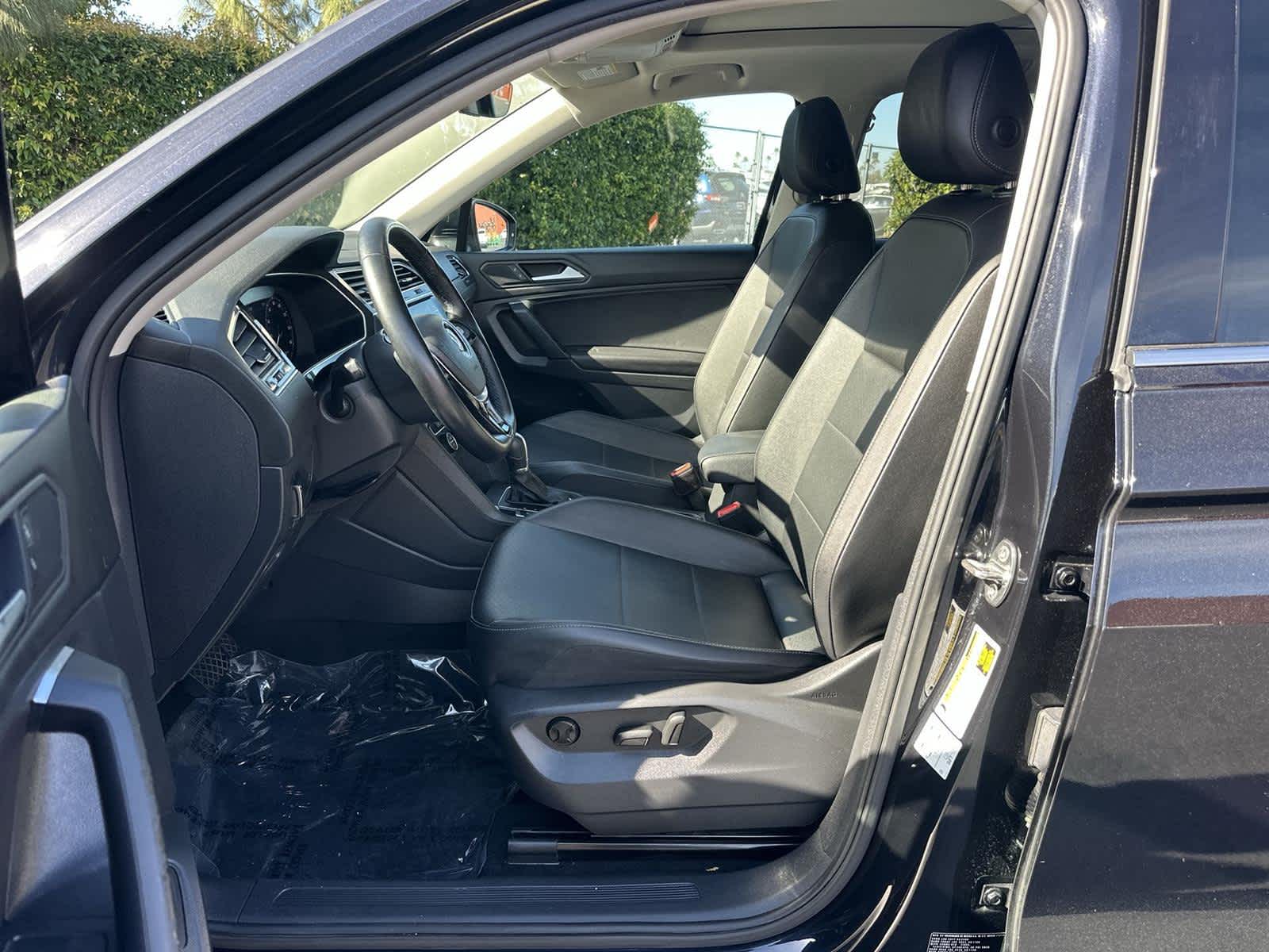 Thumbnail: 2019 Volkswagen Tiguan - 11