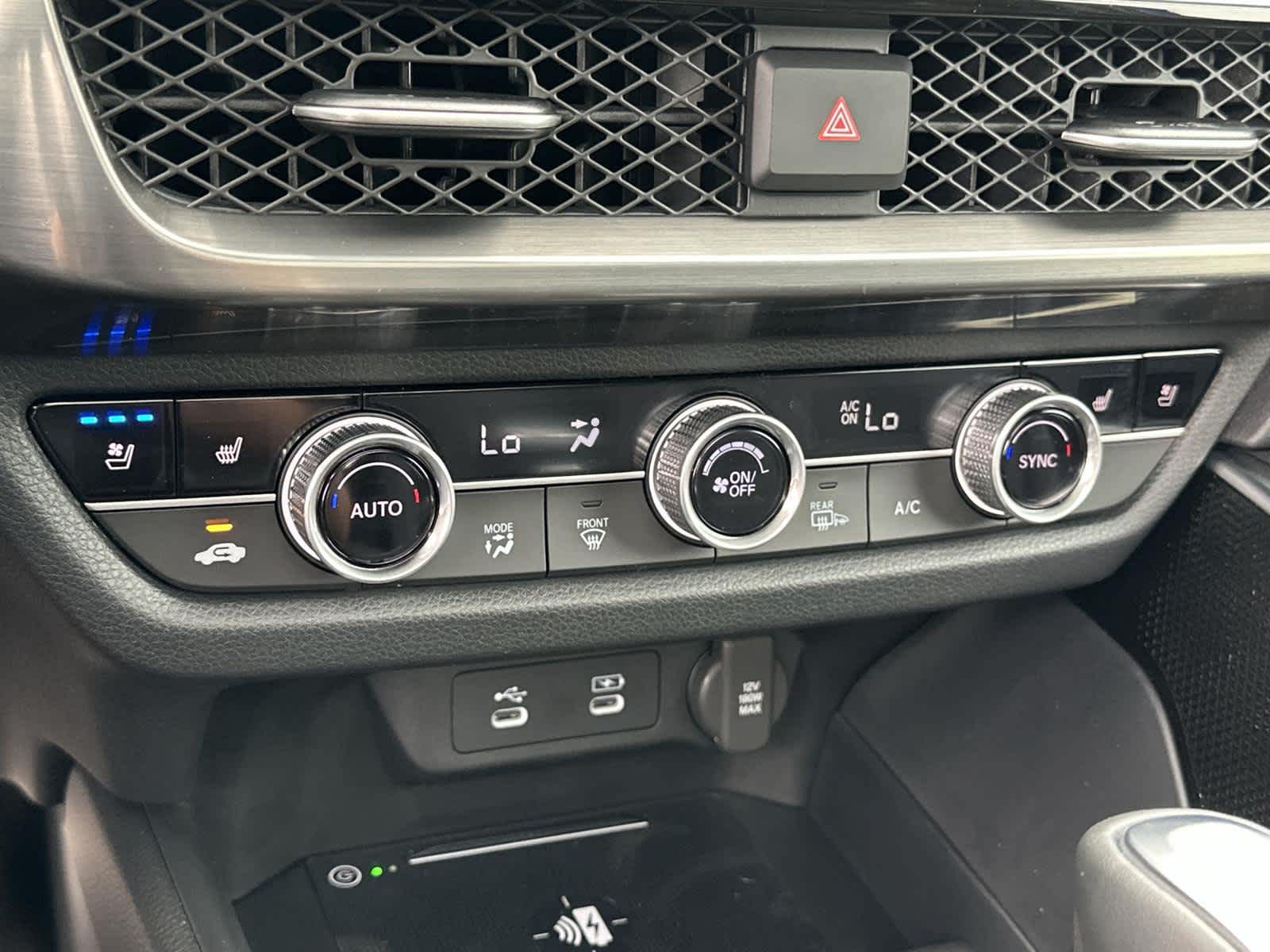 Thumbnail: 2025 Acura ADX - 27