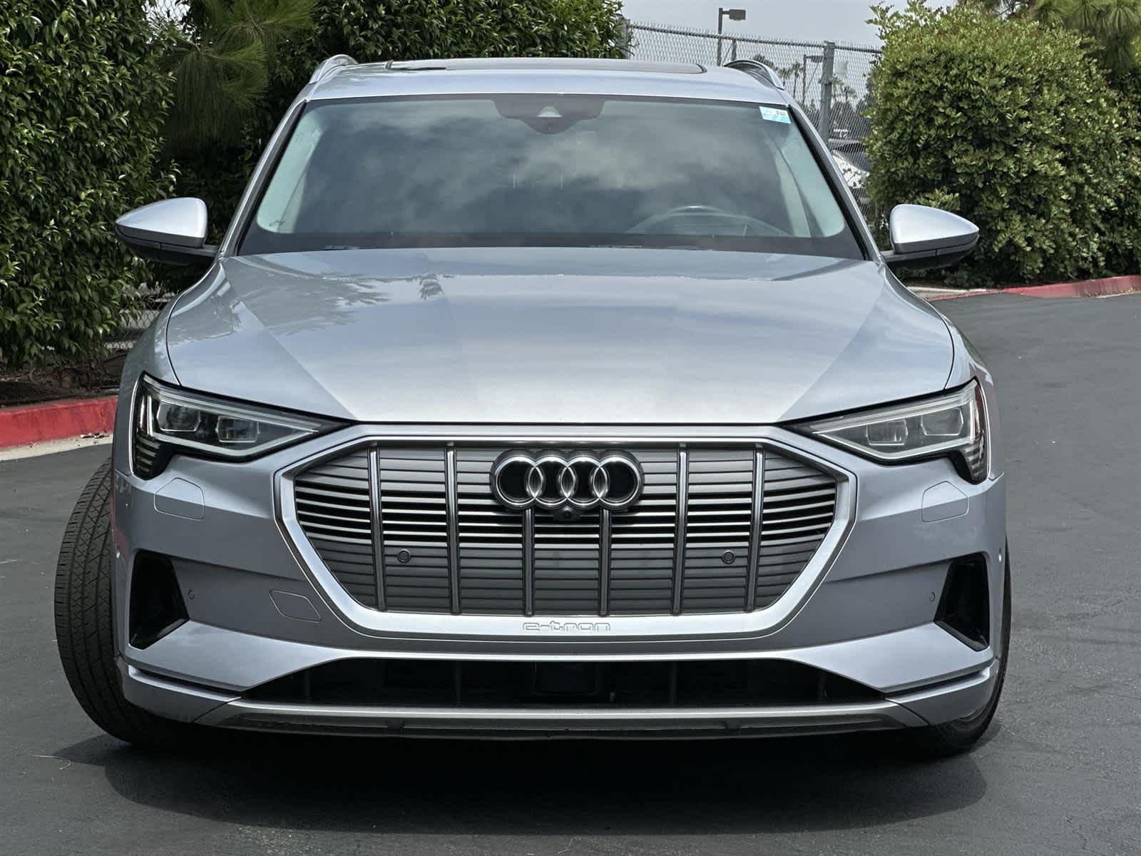Thumbnail: 2019 Audi e-tron - 6