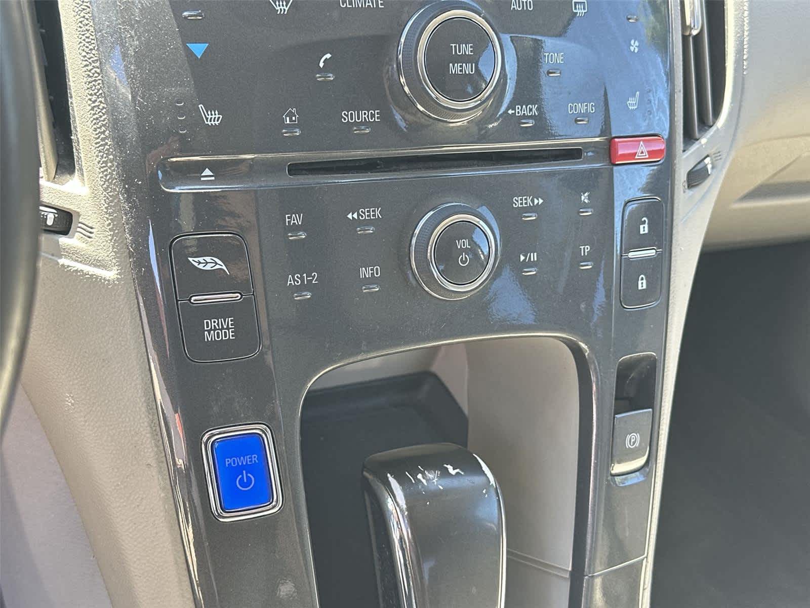 Thumbnail: 2013 Chevrolet Volt - 35